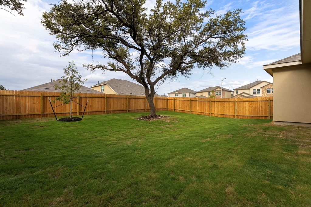 229 Hummingbird Flight Dr - Photo 22