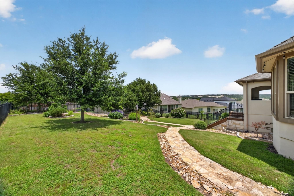 4017 Benetton Way - Photo 29
