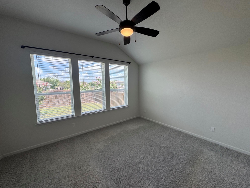 1136 Olympic Ln - Photo 9