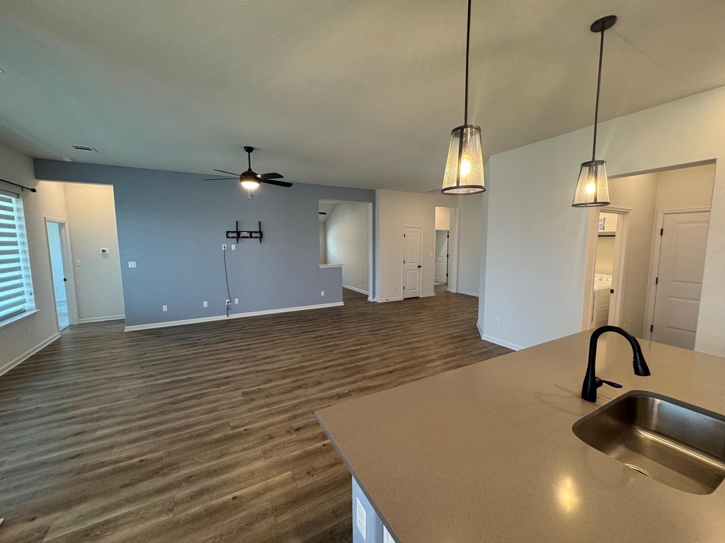 1136 Olympic Ln - Photo 7