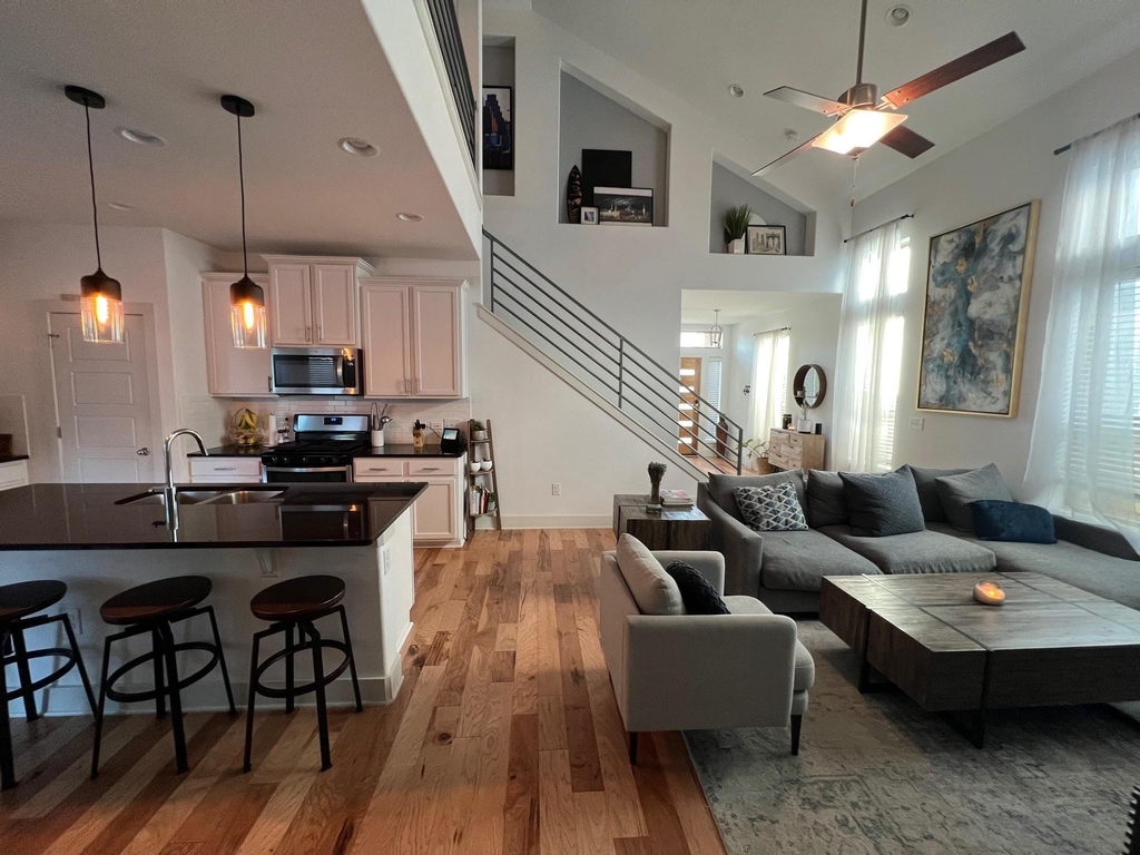 9605 Tanager Ln - Photo 1