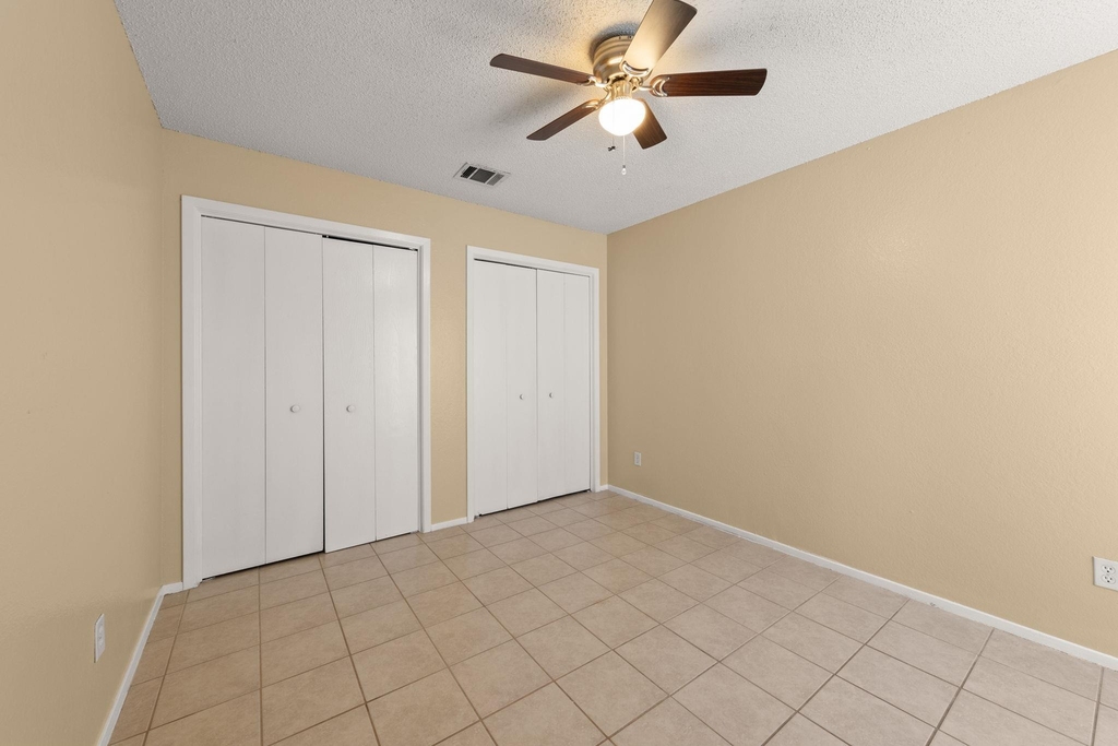 313 Greenlawn Blvd - Photo 20