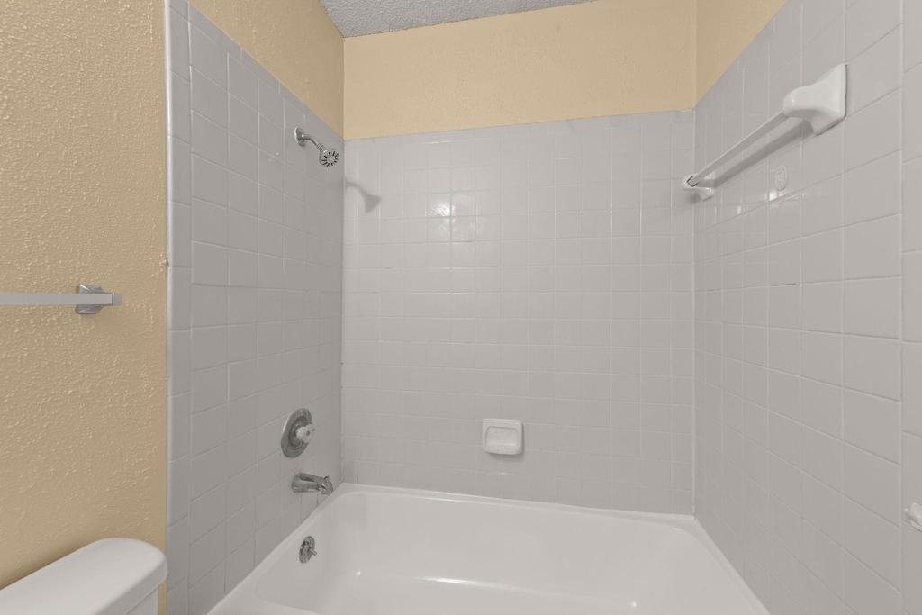 313 Greenlawn Blvd - Photo 26