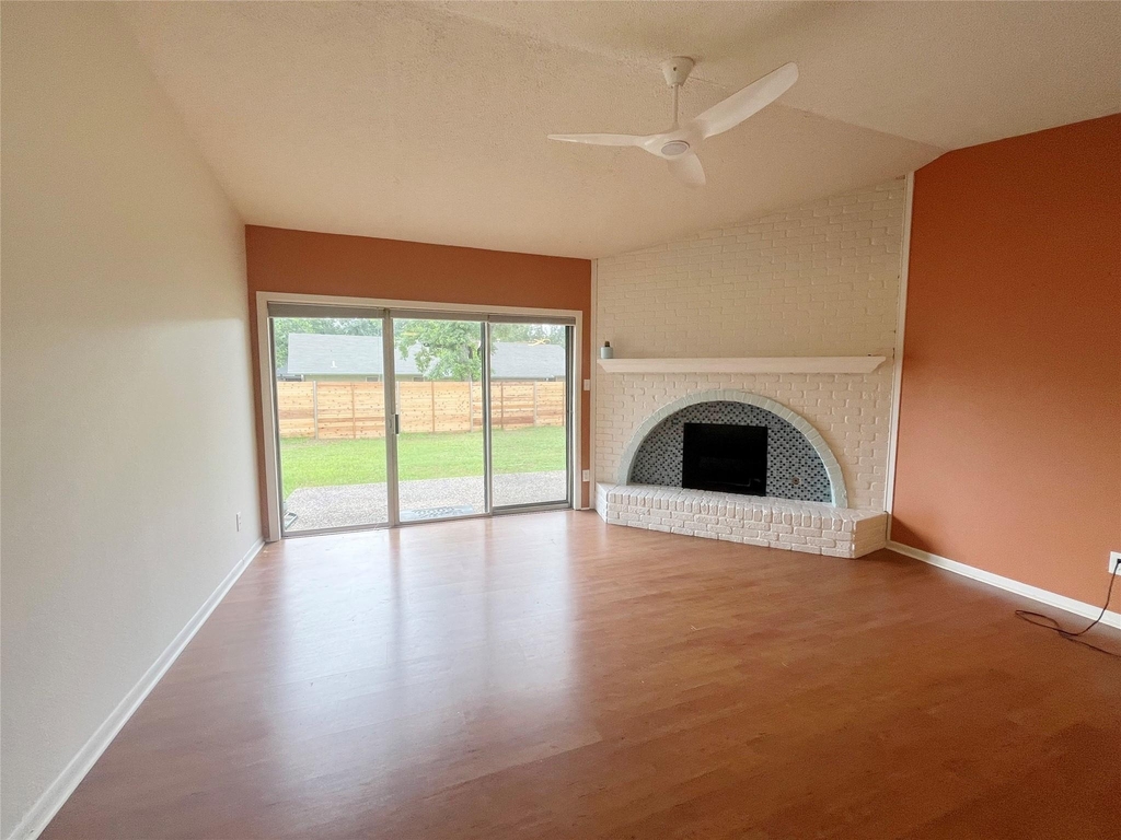 8702 Dawnridge Cir - Photo 1