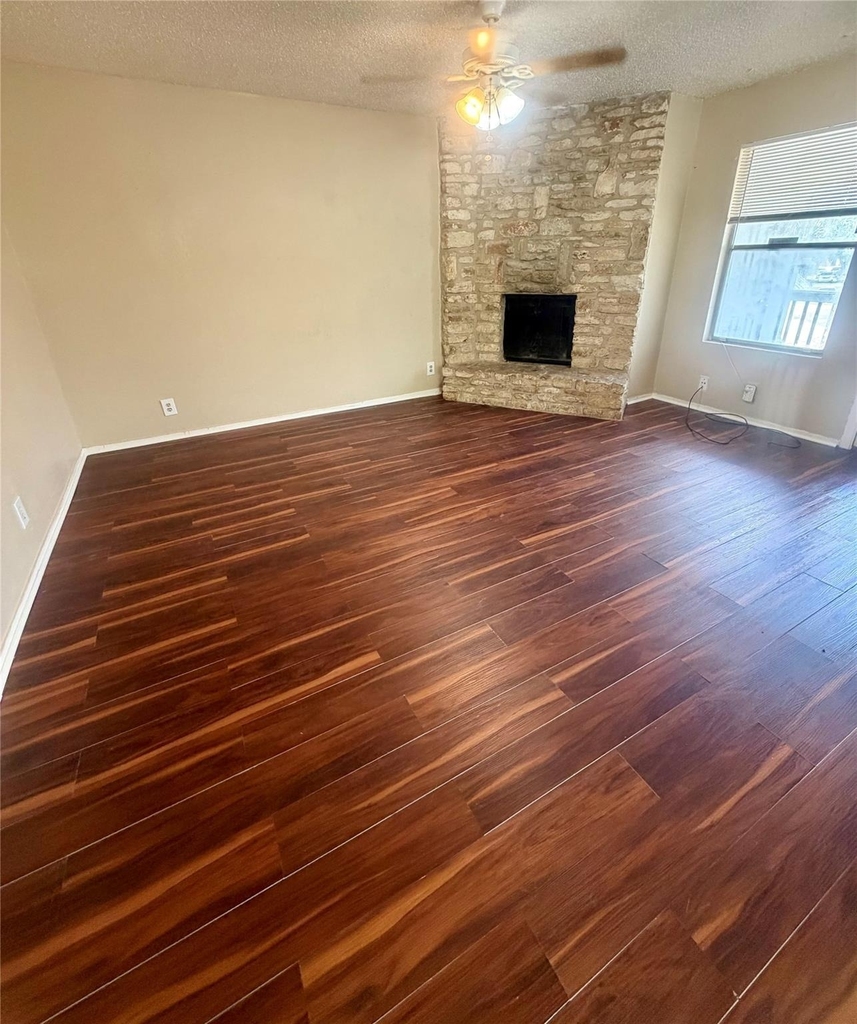 2201 Leah Cv - Photo 1