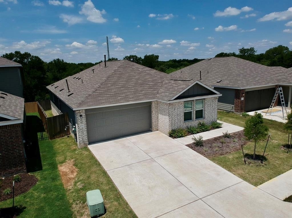 10717 Steinbeck Dr - Photo 0