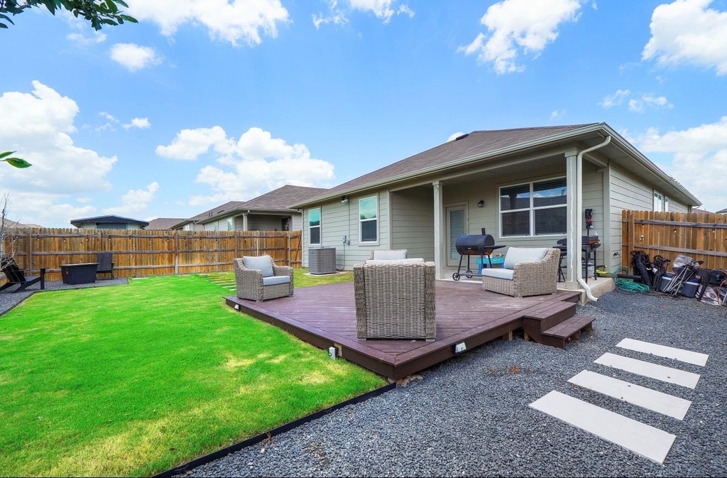 217 Evergreen Sumac Loop - Photo 2