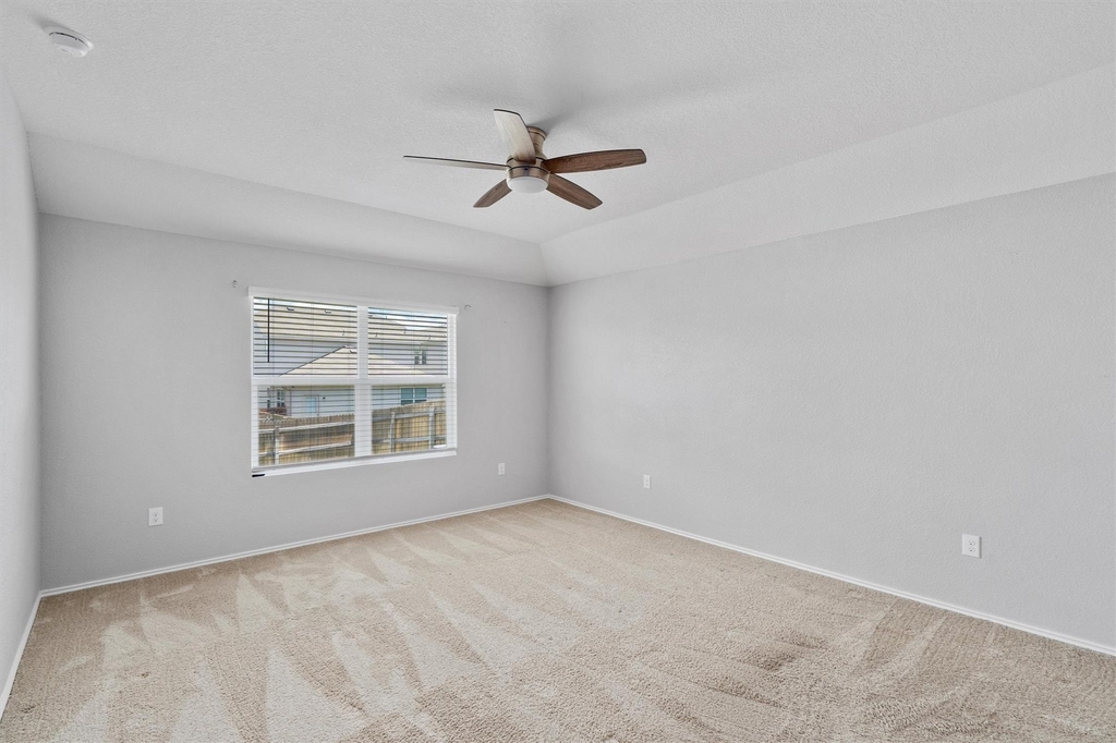 14915 Gypsum Mill Rd - Photo 11
