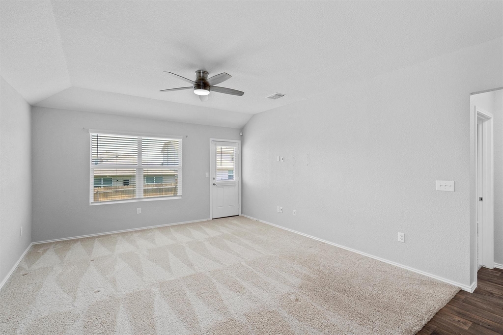 14915 Gypsum Mill Rd - Photo 8