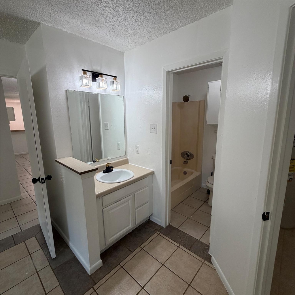 1301 Greenlawn Pkwy - Photo 11