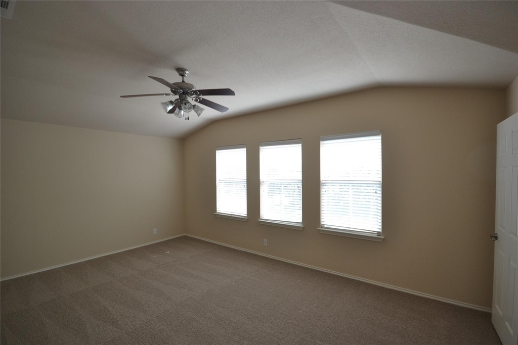409 Riverine Way - Photo 13