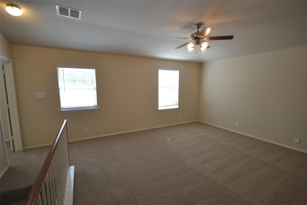409 Riverine Way - Photo 12