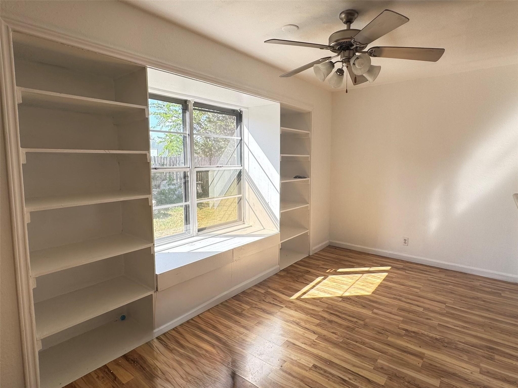 705 Garden Villa Cir - Photo 0