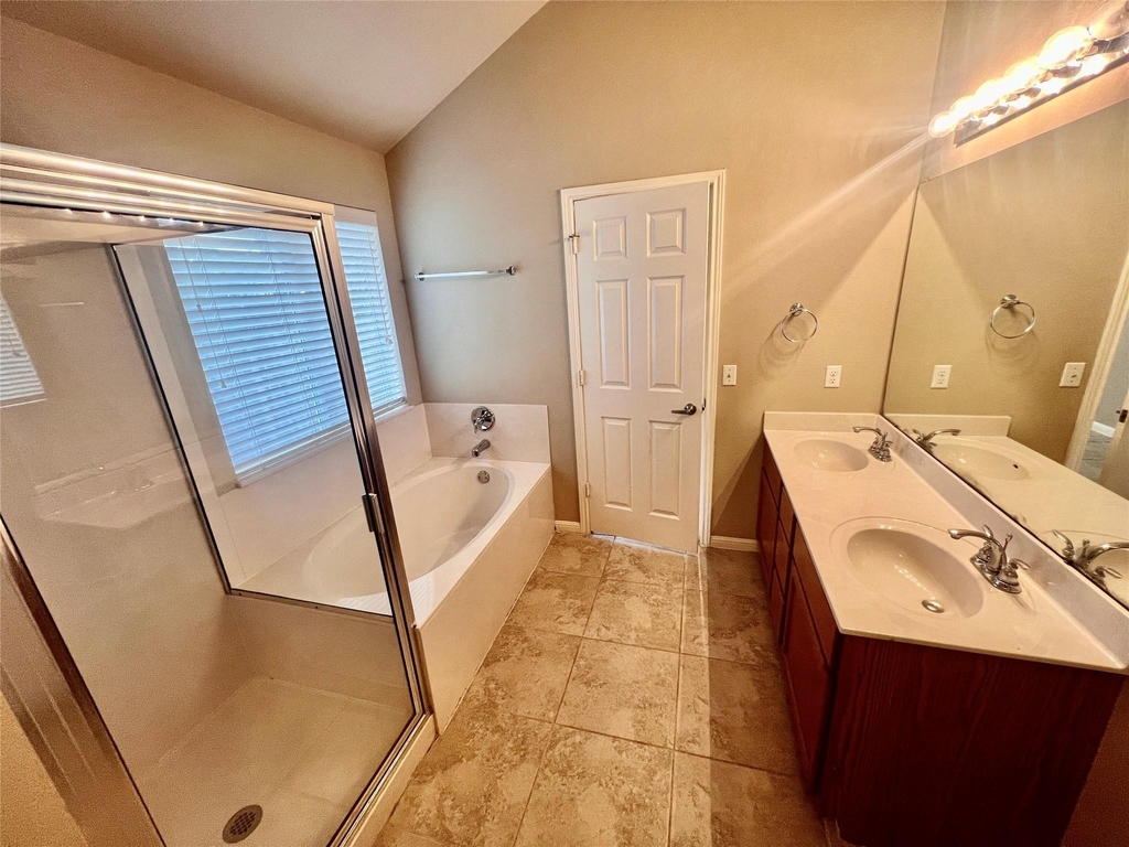 2509 Elara Dr - Photo 13
