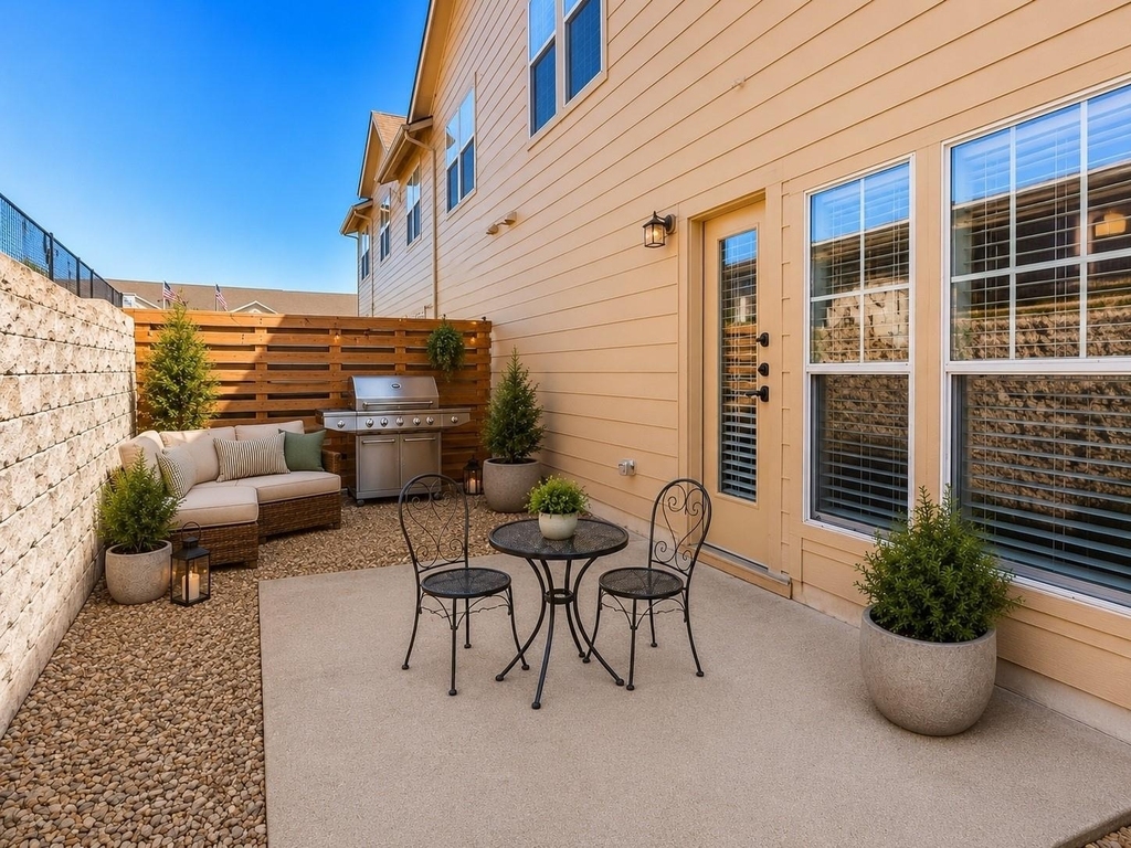 20904 Waterside Dr - Photo 3