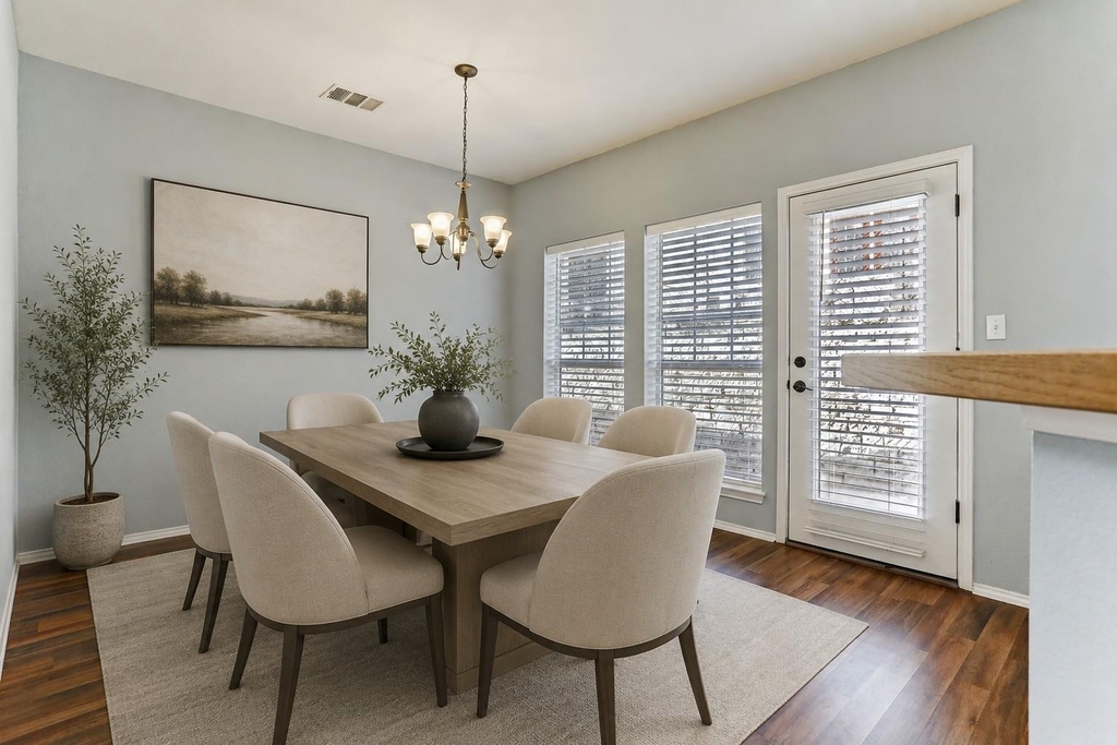 20904 Waterside Dr - Photo 4