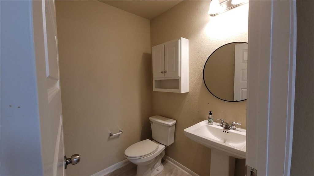 110 Wilson Ct - Photo 10