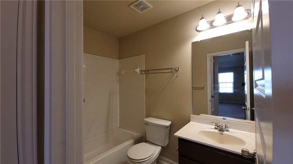 110 Wilson Ct - Photo 15