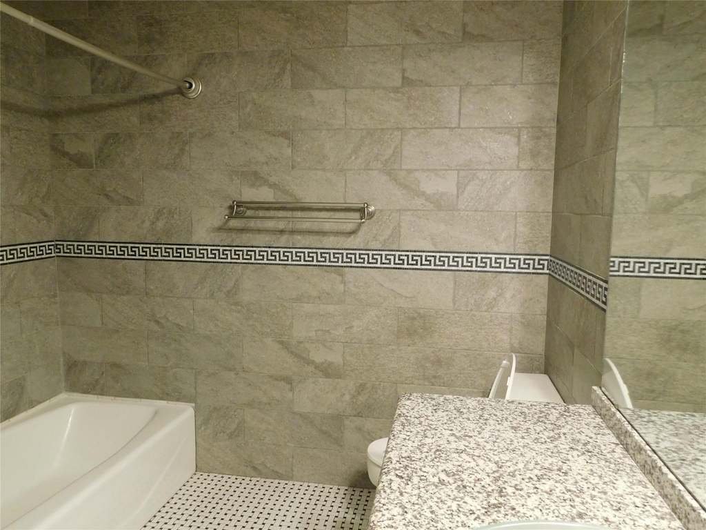 1006 Porpoise St - Photo 20