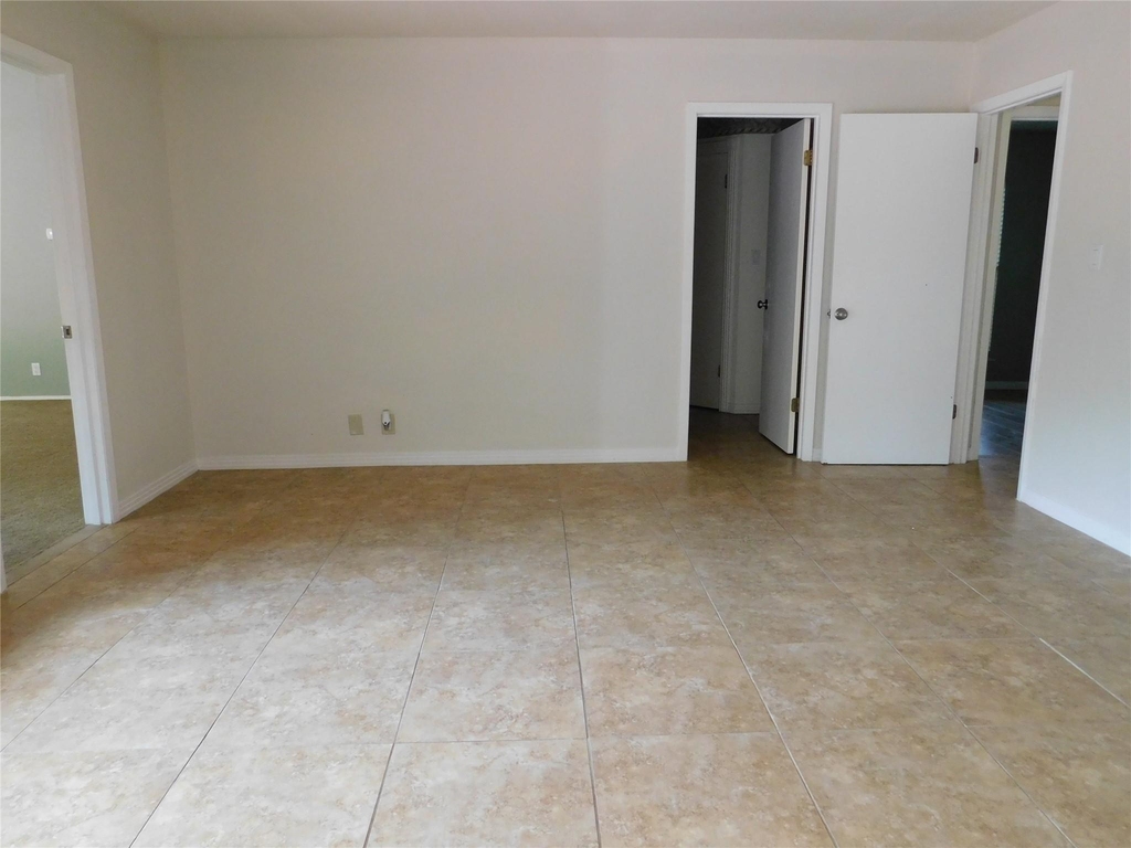 1006 Porpoise St - Photo 16