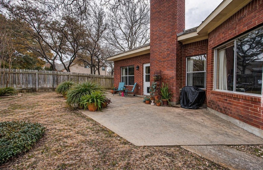 12900 Medina River Way - Photo 2