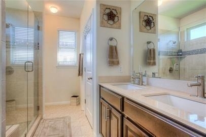 3240 E Whitestone Blvd - Photo 3