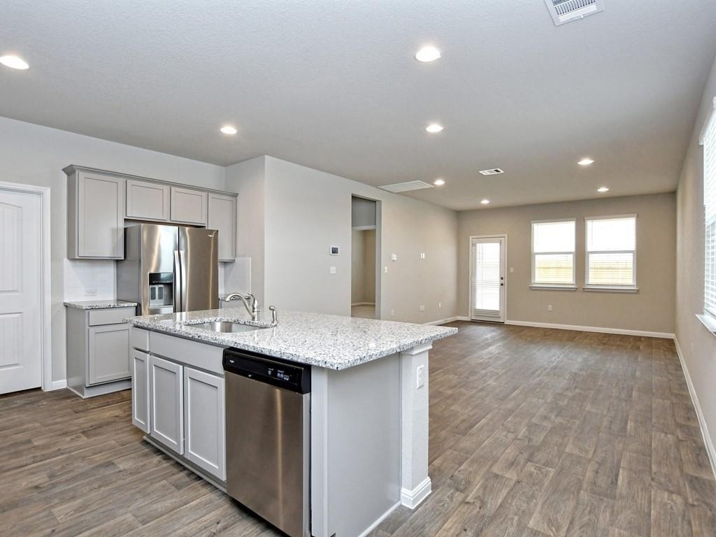 610 Roaring Fork Ln - Photo 14