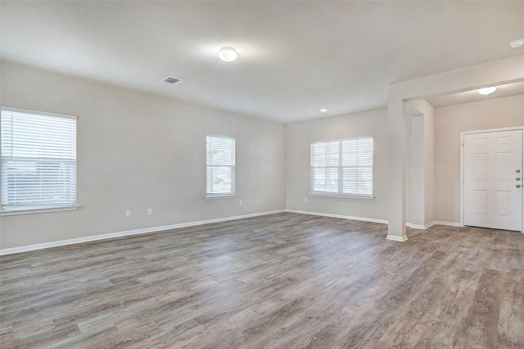3207 Tilmon Ln - Photo 10