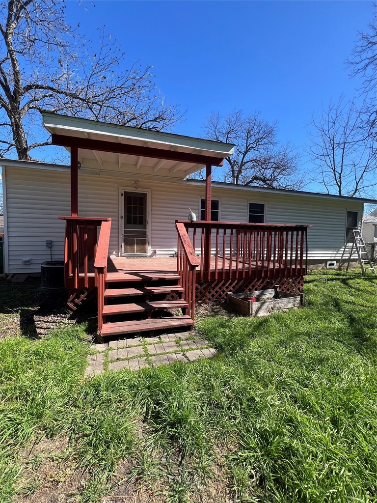 1007 E 38th St - Photo 16