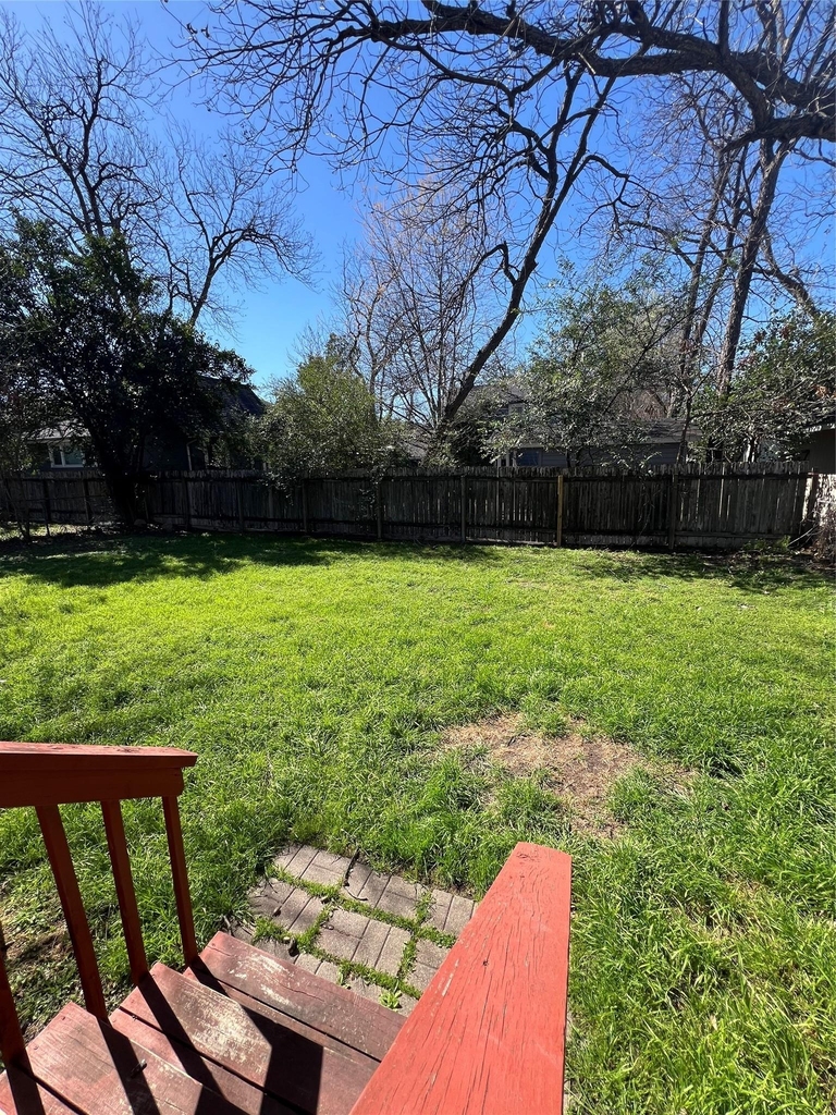 1007 E 38th St - Photo 18