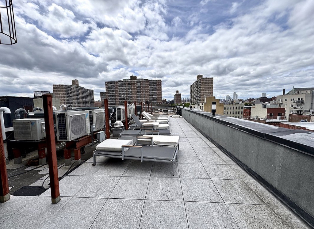  Boerum Street - Photo 8