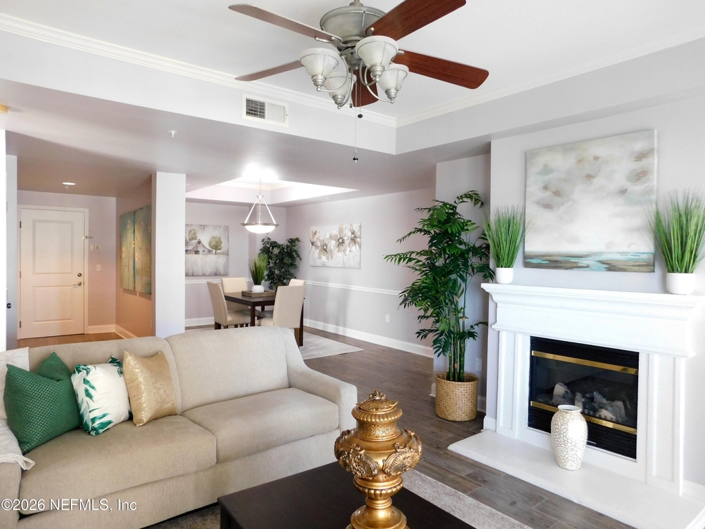 400 E Bay Street - Photo 6