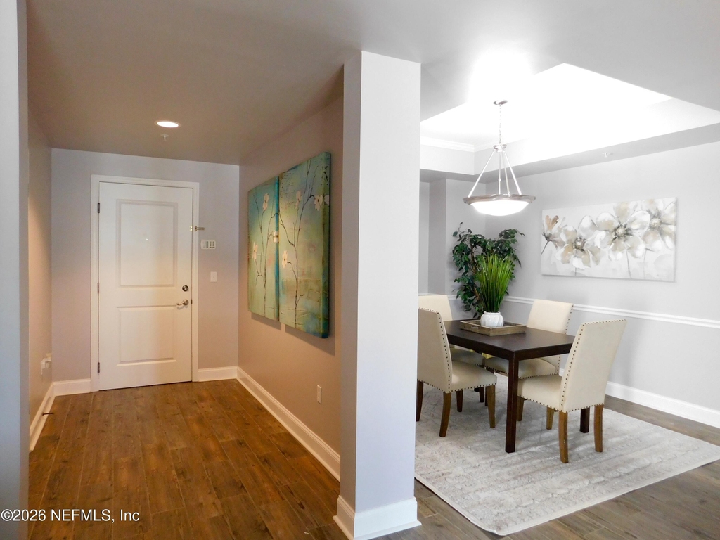400 E Bay Street - Photo 4