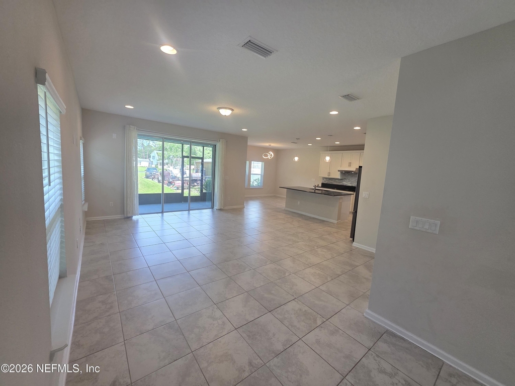 2122 Hawkeye Place - Photo 9