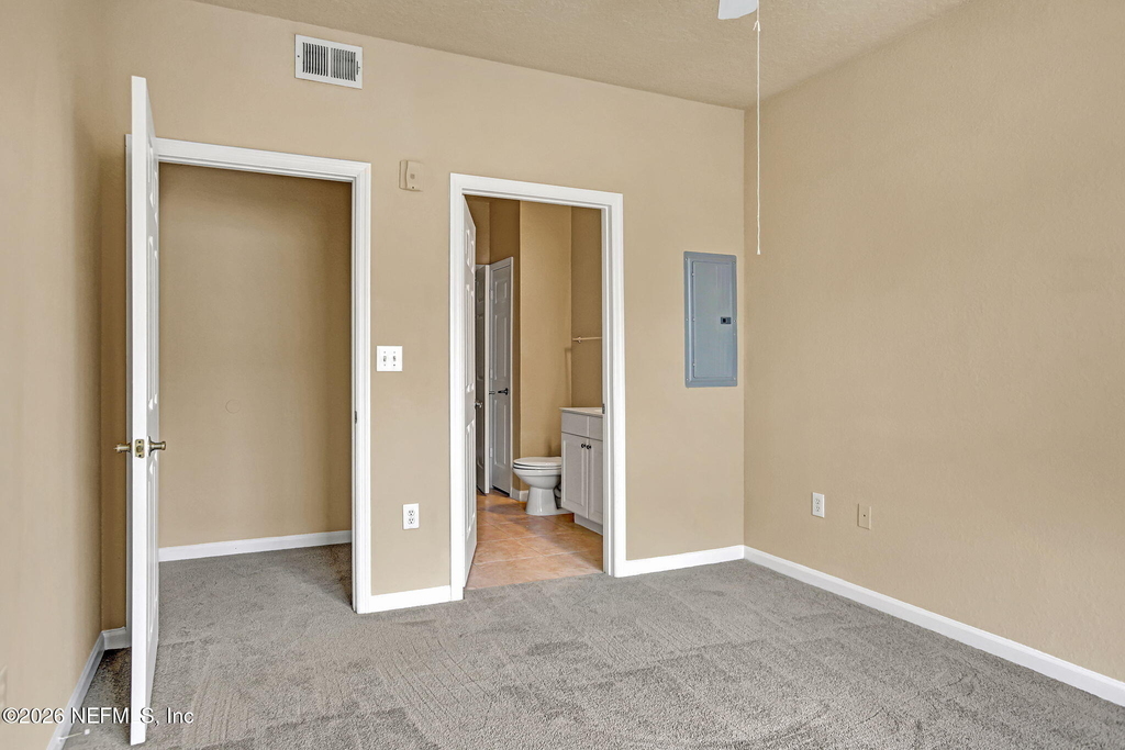 8539 Gate Parkway - Photo 13
