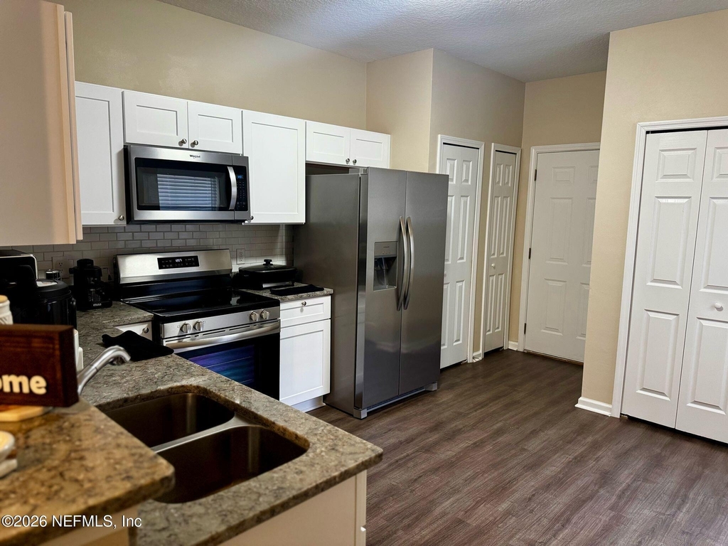 7946 Melvin Road - Photo 3