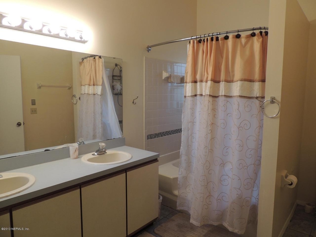 8055 Creedmoor Drive - Photo 7
