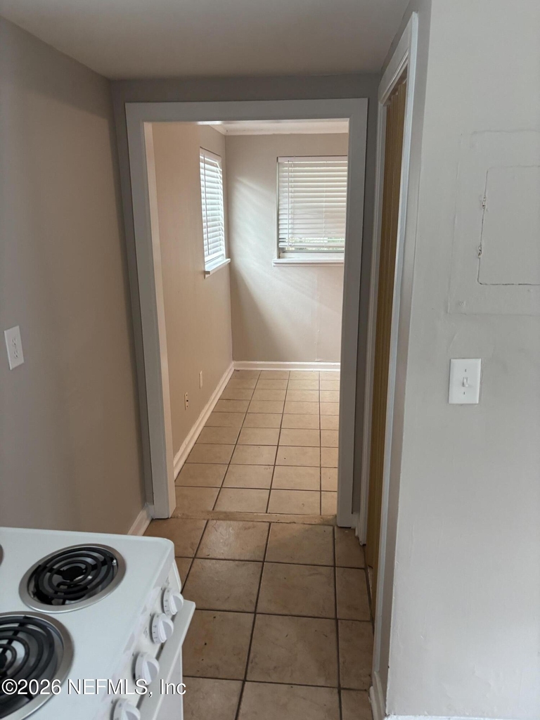 3552 College Street - Photo 5
