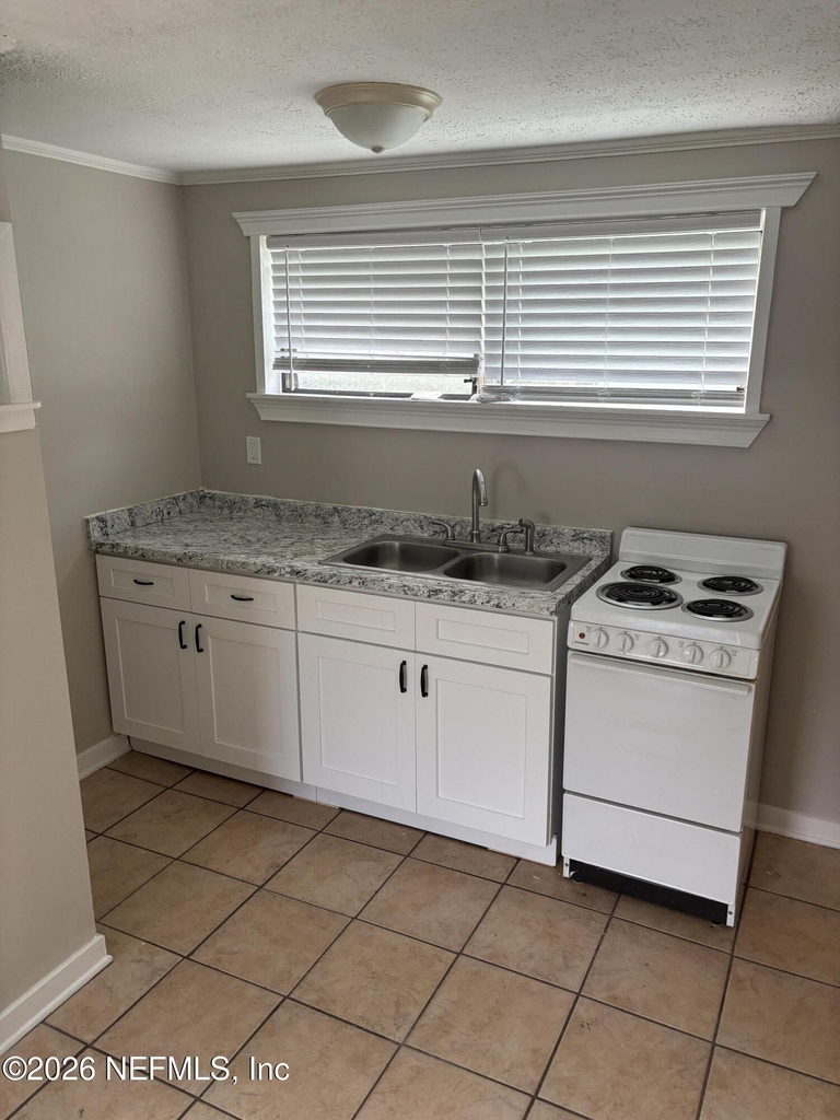3552 College Street - Photo 7