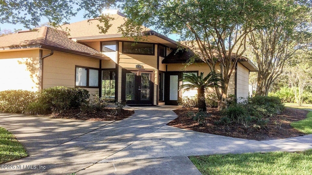 13009 Bent Pine Court E - Photo 16