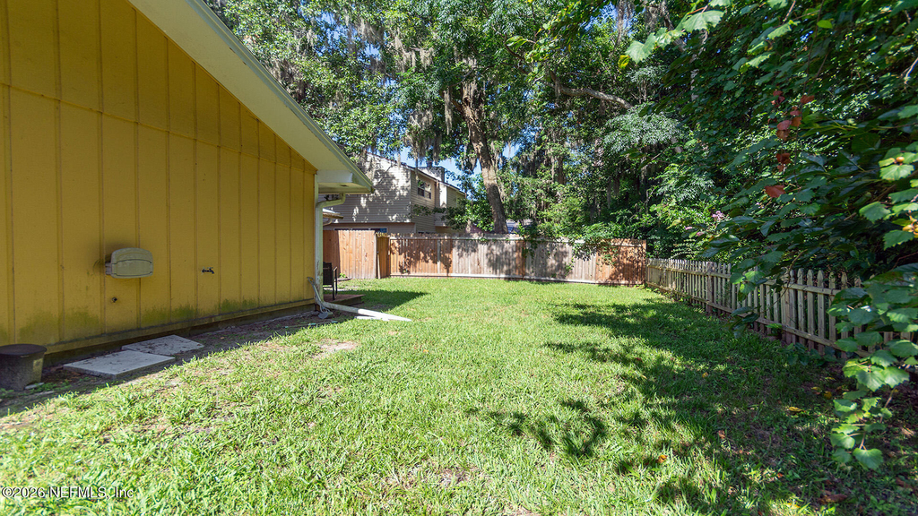 13009 Bent Pine Court E - Photo 6