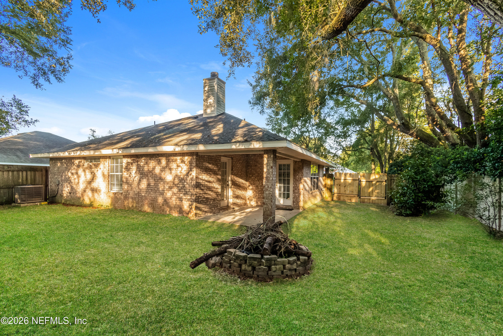 6401 Sarahs View Court - Photo 13