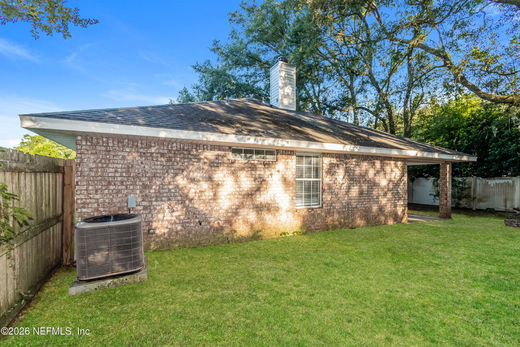 6401 Sarahs View Court - Photo 14