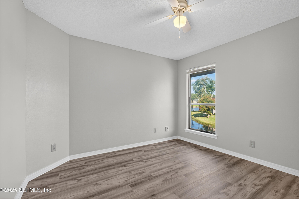 10200 Belle Rive Boulevard - Photo 16