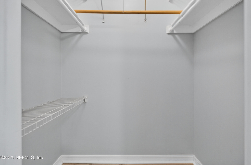 10200 Belle Rive Boulevard - Photo 15
