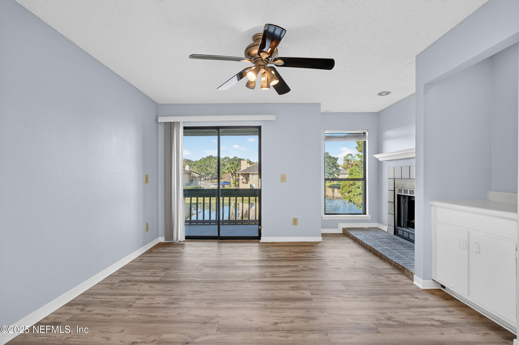 10200 Belle Rive Boulevard - Photo 4