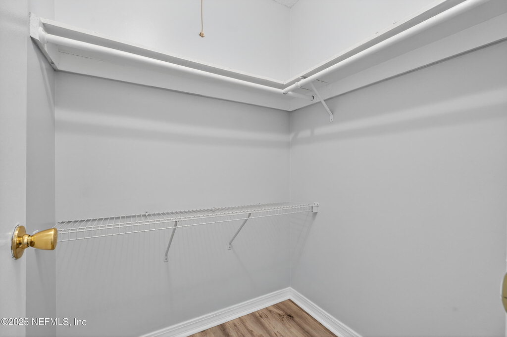 10200 Belle Rive Boulevard - Photo 11