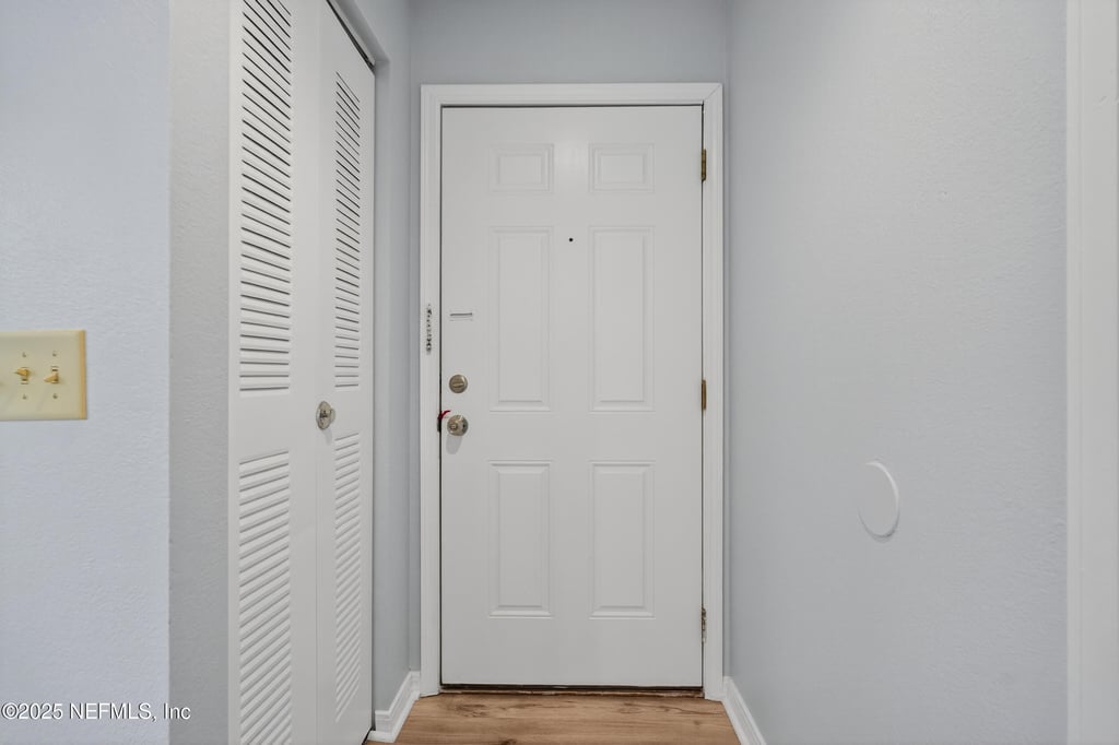 10200 Belle Rive Boulevard - Photo 18