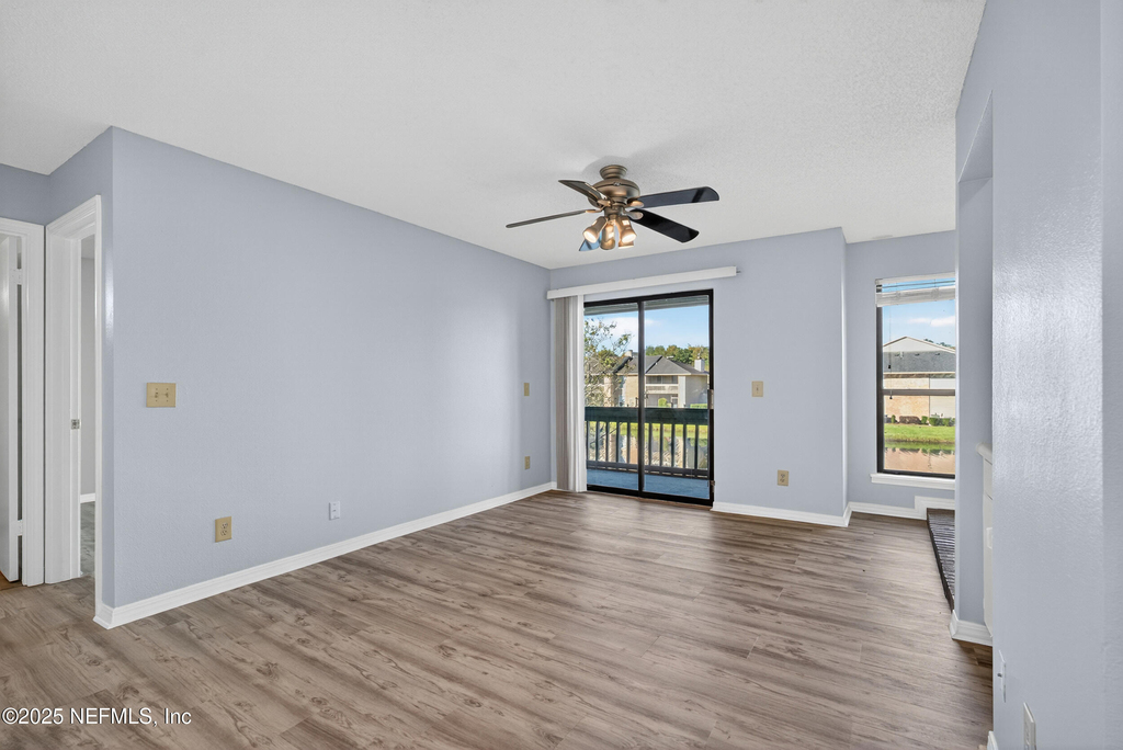 10200 Belle Rive Boulevard - Photo 2