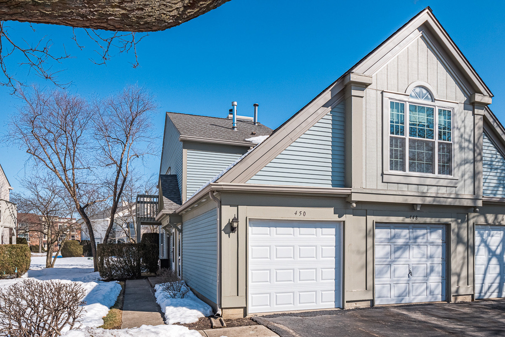 450 Bridle Trail - Photo 1